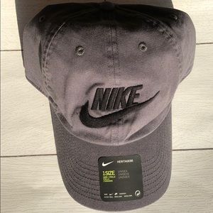 NIKE UNISEX HAT